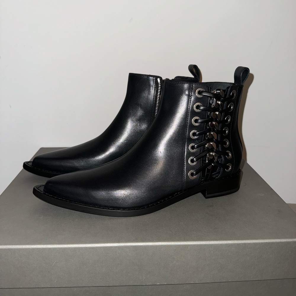 Alexander McQueen eyelet Chelsea boot